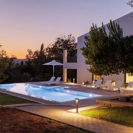 Myrtia - Luxury Hidden Gem *