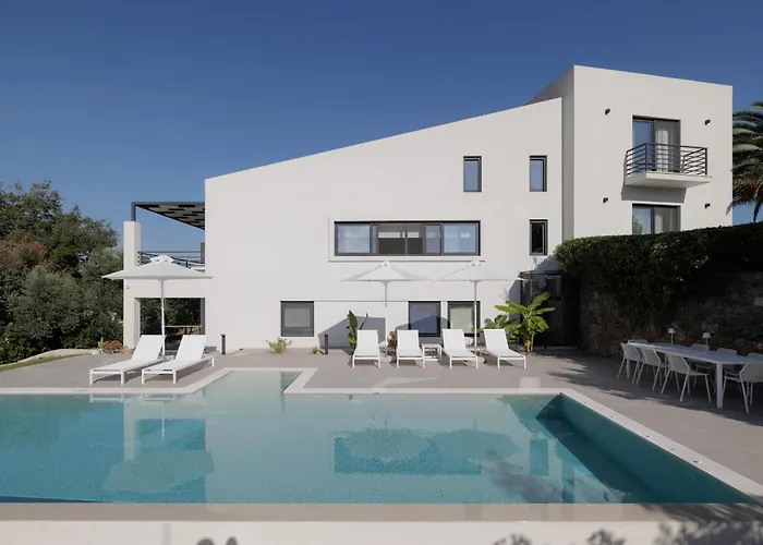 Myrtia - Luxury Hidden Gem פראמה