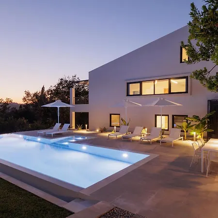 Villa Myrtia - Luxury Hidden Gem